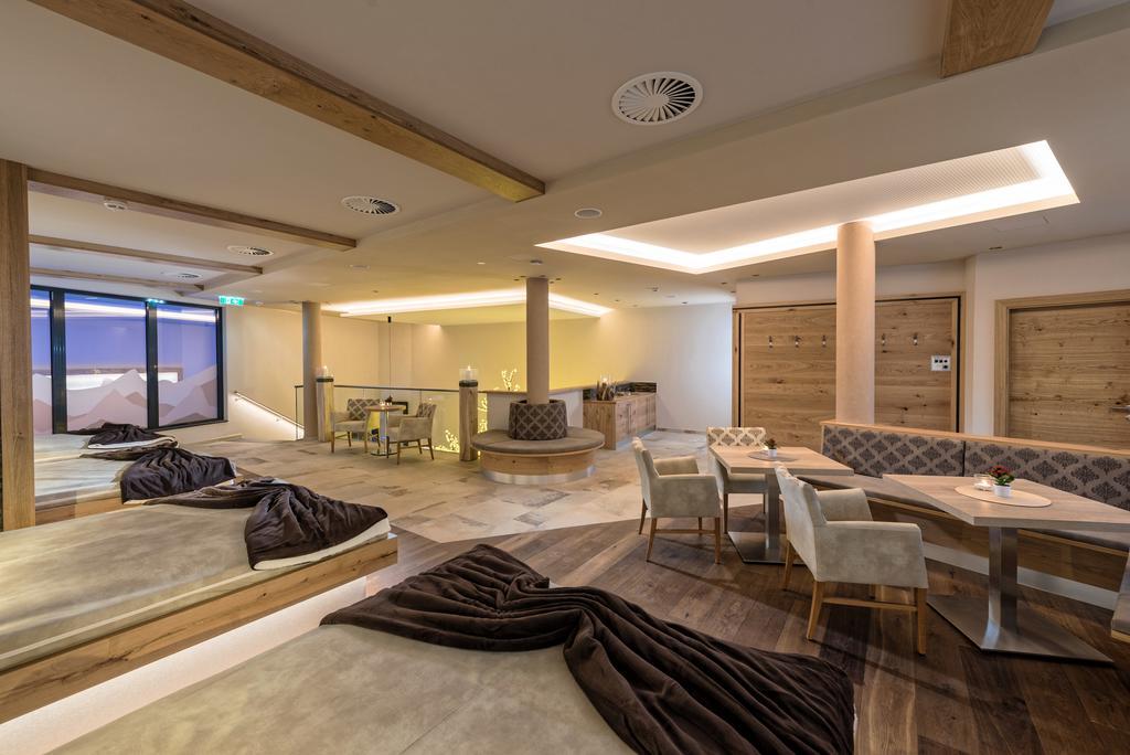 Hotel Jennys Schloessl Serfaus Εξωτερικό φωτογραφία